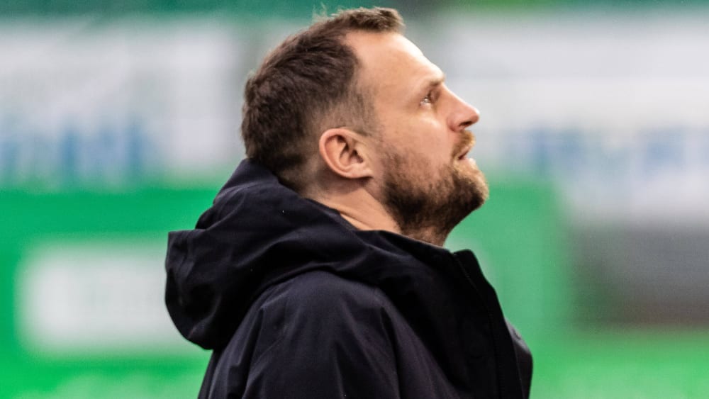 Er ärgerte sich auch über sich selbst: Der Mainzer&nbsp;Cheftrainer Bo Svensson.
