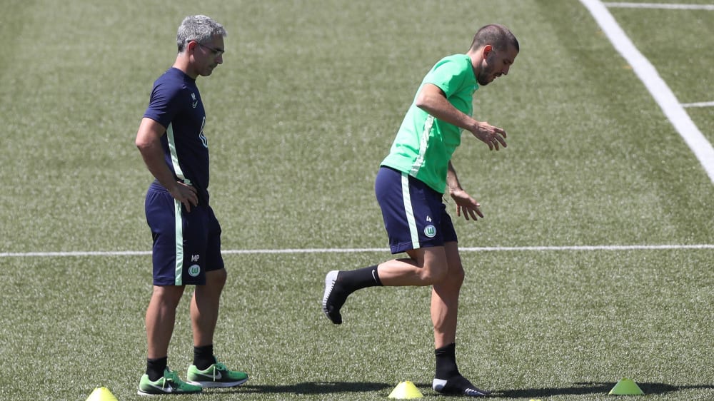 Muss ohne Fu&#223;ballschuhe arbeiten: Ignacio Camacho. 