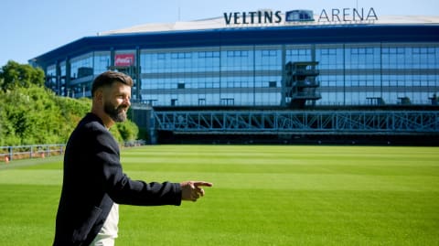kicker-Reporter Toni Lieto auf Schalke