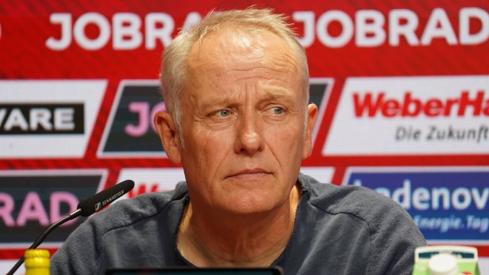 Will noch keine Gedanken an seinen nahenden Abschied verschwenden: Freiburgs Trainer Christian Streich.