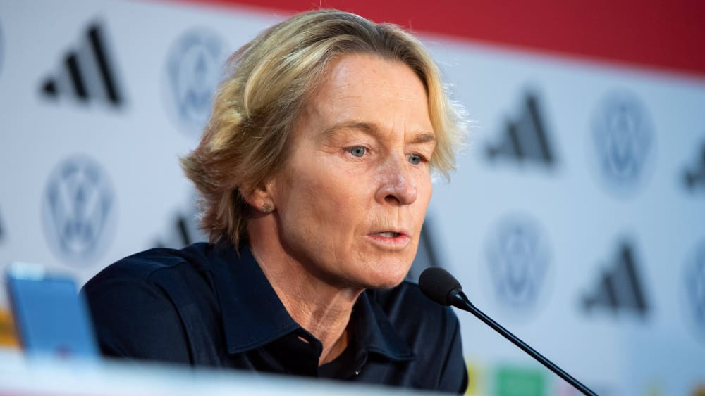 Martina Voss-Tecklenburg Anfang August bei ihrer bisher letzten Pressekonferenz als Bundestrainerin.