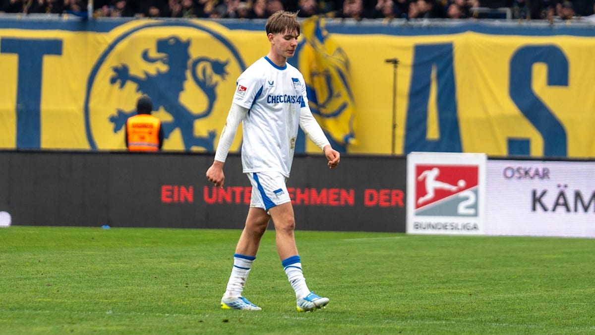 Youngest Red Card Sent: Eichhorn Replaces Konerding
