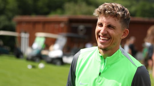 Große Vorfreude: Wolfsburgs Neuzugang Jesper Lindström kann es kaum erwarten, endlich wieder in der Bundesliga zu spielen.