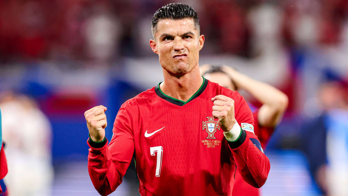 Cristiano Ronaldo In F nf Szenen Jubel Provokation Bei EM Kicker cristiano-ronaldo-in-f-nf-szenen-jubel-provokation-bei-em-kicker