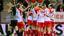 Die Frauen des FC Bayern haben den SC Freiburg dank eines dominanten Auftritts mit 4:0 besiegt.