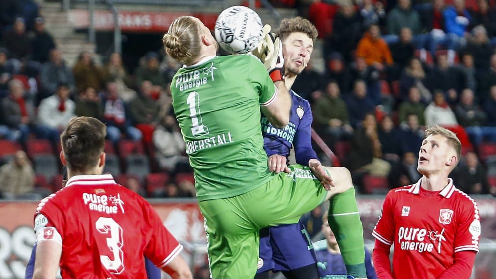 Nachspielzeit in Enschede: Lars Unnerstall kommt zu spät und Twente kassiert noch das 3:3.