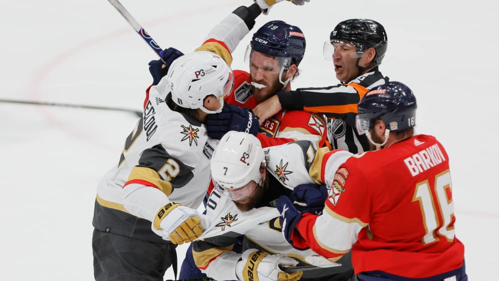 Die Vegas Golden Knights stehen vor den Krönung in der NHL - Spiel vier endete mit Schlägereien.