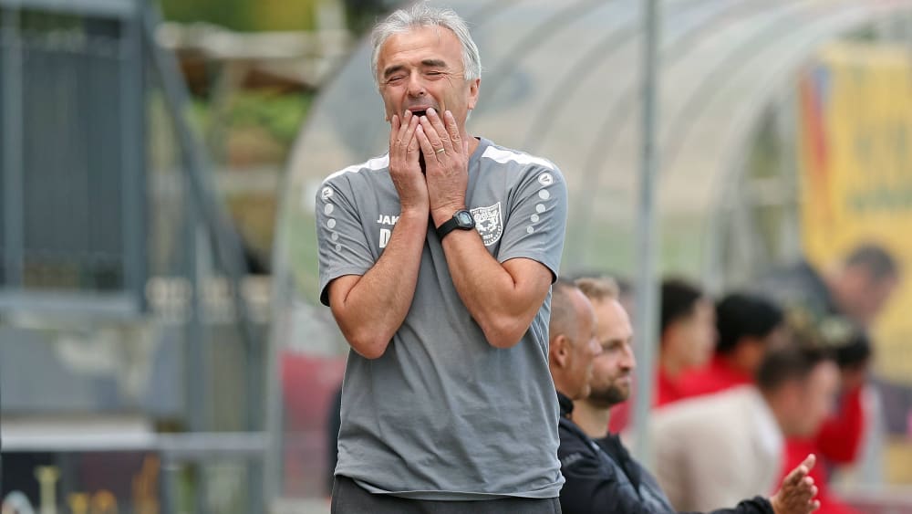 Schmerzvolles Ende: Dragan Sicaja (Archiv-Foto) tritt nach der 0:6-Niederlage in Baunatal als Trainer des TSV Eintracht Stadtallendorf zurück.