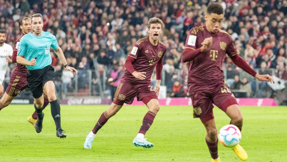Harmonierend kombinieren: Thomas Müller und Jamal Musiala im Heimspiel gegen Leverkusen.