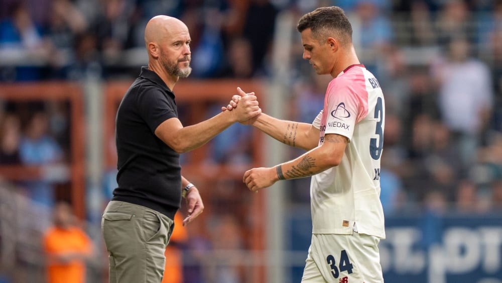 Nimmt nach seinem Wechsel zum AFC Sunderland Bayer-Trainer Erik ten Hag in Schutz: Granit Xhaka.