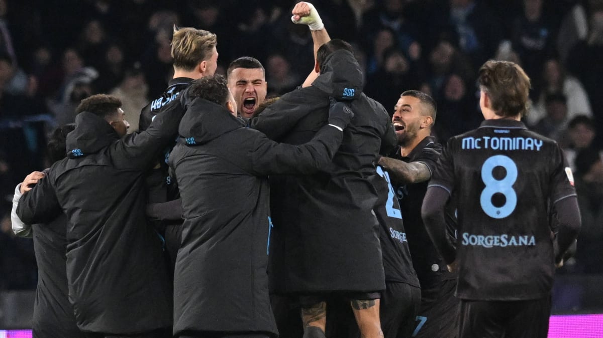 Nach-packendem-Elfmeterschie-en-Neapel-steht-im-Viertelfinale-der-Coppa-Italia