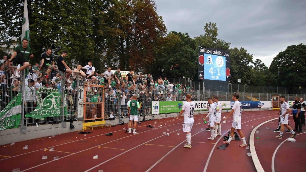 Vorkommnisse im Gästeblock: Einige Fans des FC 08 Homburg benahmen sich in Trier daneben.