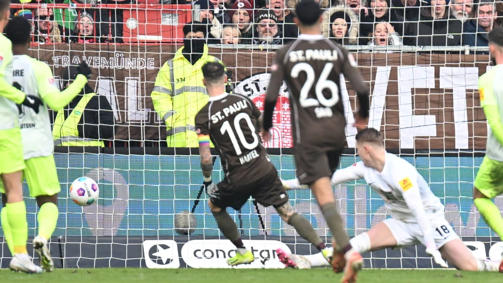 Sein Treffer zum 2:0 sorgte für die Vorentscheidung: Marcel Hartel (#10).