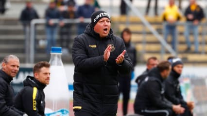 Freude bei Bayreuths Trainer Kling (Archiv) nach dem Heimsieg.