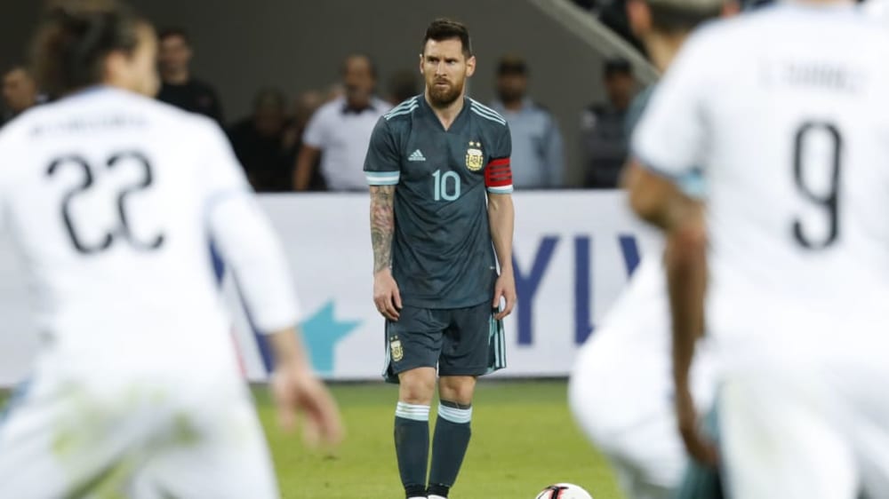 Traf gegen Uruguay mal wieder nach einem ruhenden Ball: Lionel Messi.