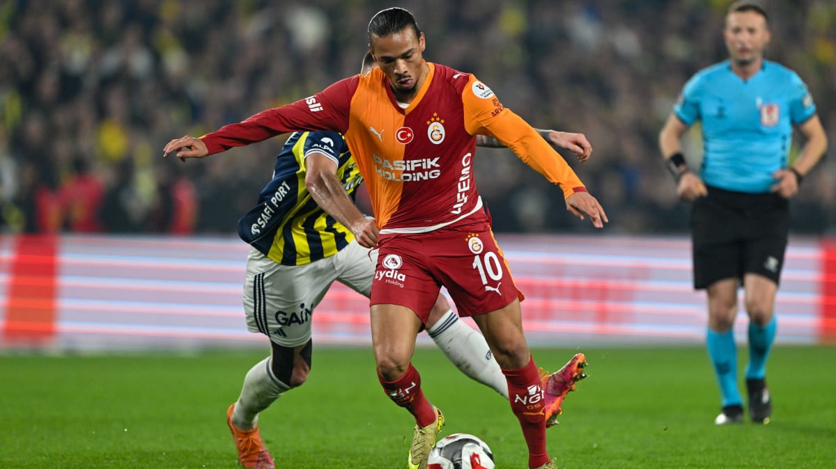 Schock-in-der-Nachspielzeit-San-Treffer-reicht-Galatasaray-nicht-zum-Derbysieg