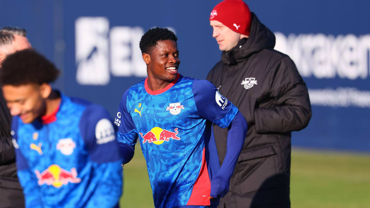 Sani-schaut-auf-Diomande