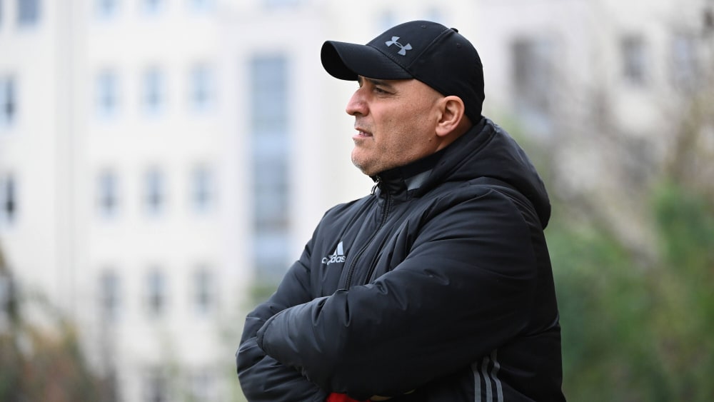 Wirft bei Spitzenreiter CFC Hertha 06 die Brocken hin: Trainer Volkan Uluc