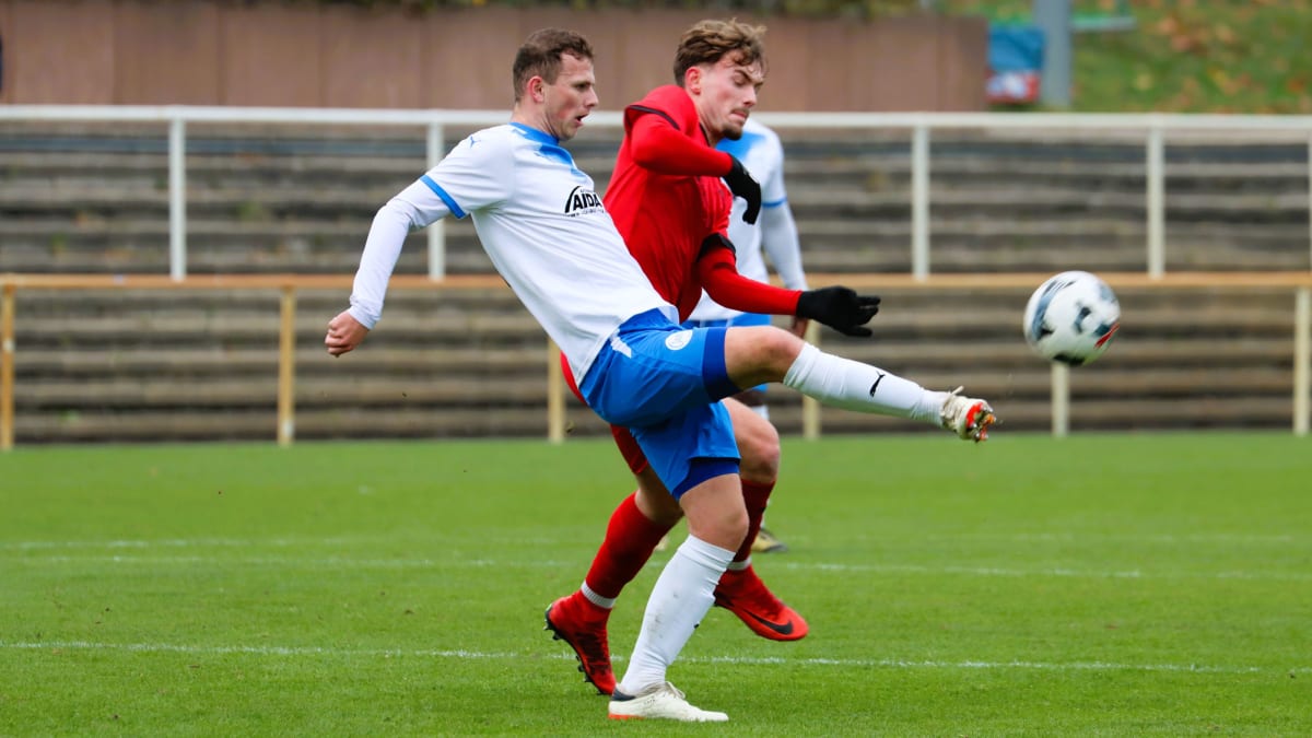 Torspektakel-Trainerwechsel-Dreierpacks-Die-Oberliga-NOFV-Nord-in-der-Statistik