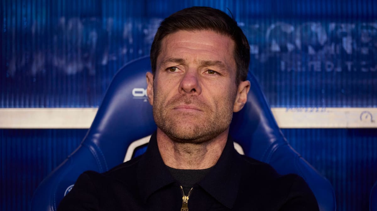 Xabi-Alonso-bedient-Offensichtlich-kein-gutes-Spiel-