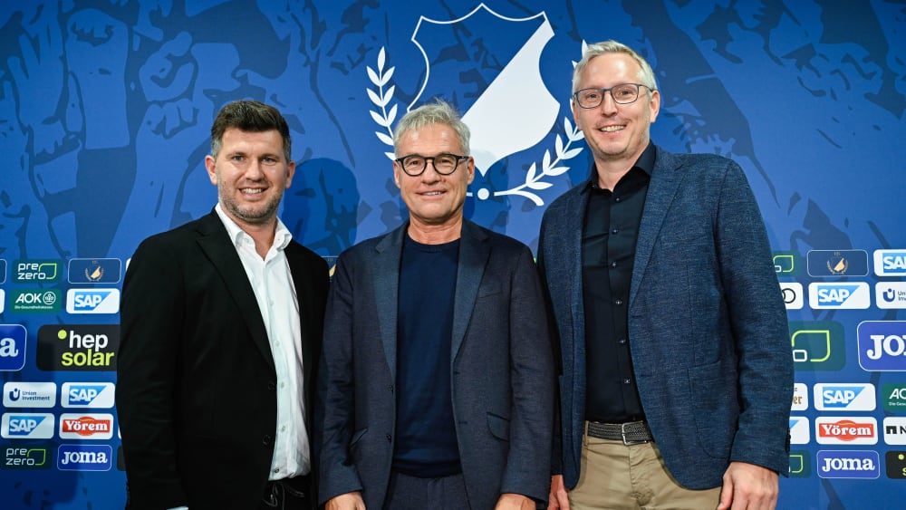 Sportgeschäftsführer Andreas Schicker (links) und die Geschäftsführer Markus Schütz (Mitte) und Frank Briel.