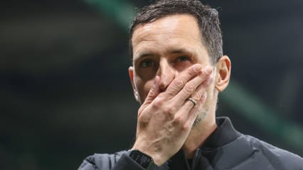 Das Aus: Nach dem desolaten Auftritt beim 3:3 in Bremen muss Eintracht-Trainer Dino Toppmöller gehen.