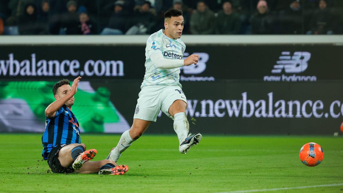 Katastrophaler-Atalanta-Bock-Lautaro-Martinez-schie-t-Inter-zum-Sieg