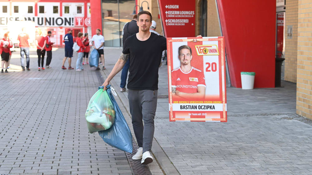 Packt seine Sachen in der Hauptstadt: Bastian Oczipka.