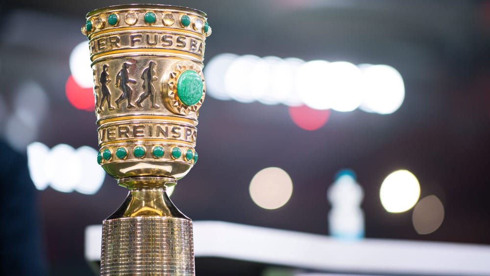 Das Objekt der Begierde: der DFB-Pokal.