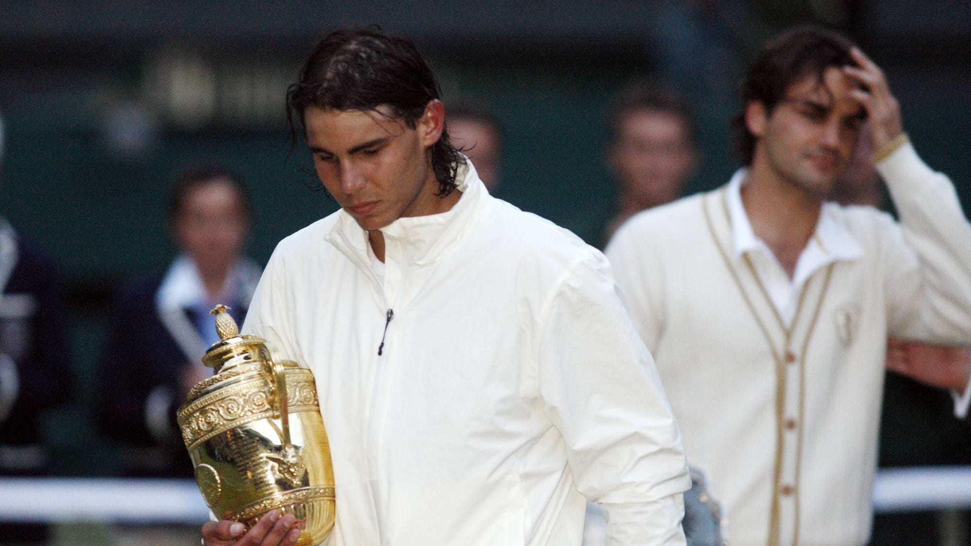Rafael Nadal und Roger Federer (hinten)