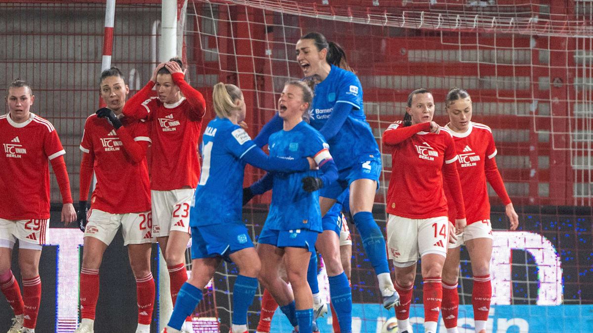 Direkter-Freisto-und-Last-Minute-Tor-Leverkusener-Comeback-Sieg