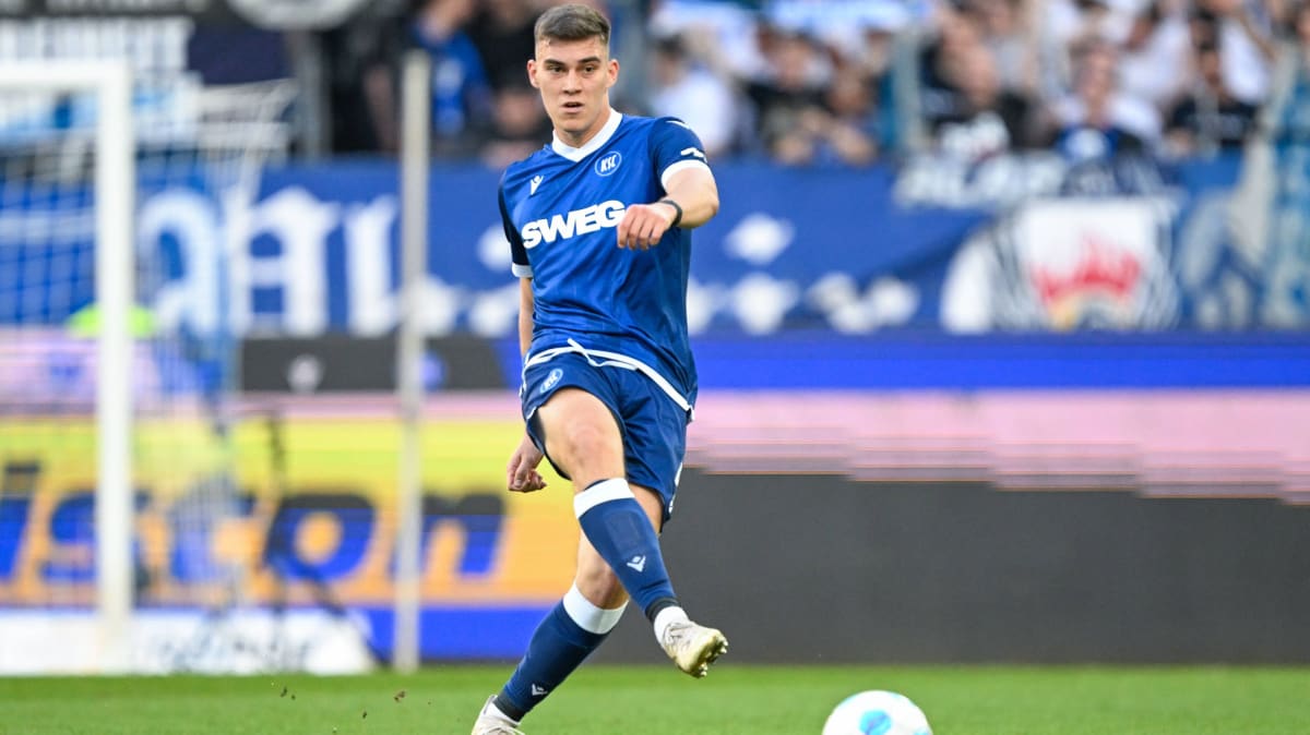 Bittere-Nachricht-F-r-Karlsruhes-Beifus-ist-die-Saison-gelaufen