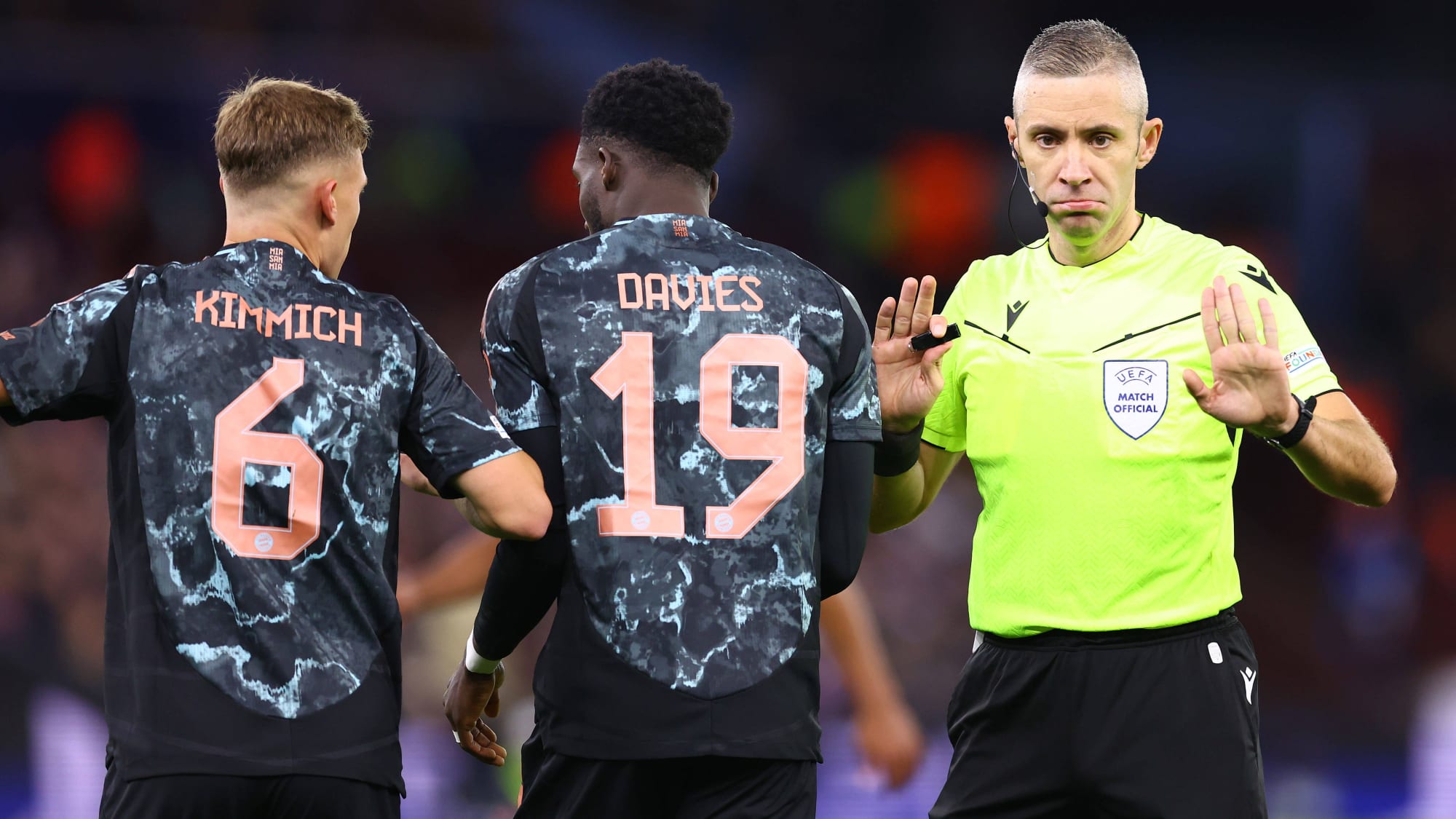Schiedsrichter Radu Marian Petrescu