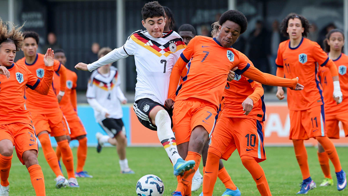 Deutschlands U 15 unterliegt Niederlande mit 2:4