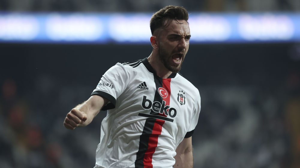 Schalke verteidigt KaramanVerpflichtung kicker