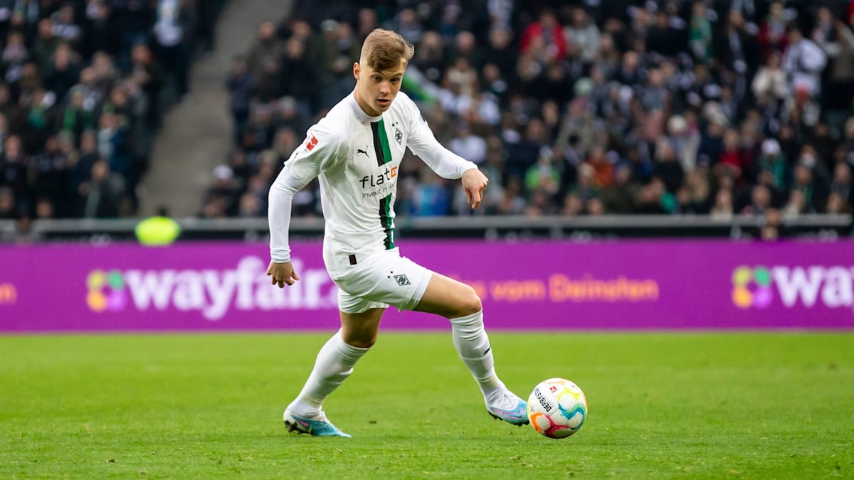 Bolin-schon-in-Gladbach-Netz-vor-dem-Absprung-in-die-Premier-League-