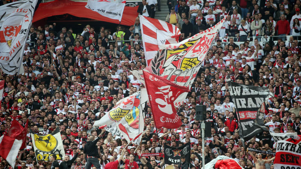 Es wird wieder voll rund ums Stadion in Stuttgart.