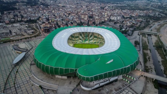 Schauplatz Bursa: Die Timsah Arena in der viertgrößten türkischen Stadt.