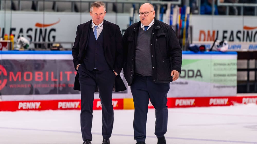 Ab sofort nicht mehr für die Schwenninger Wild Wings verantwortlich: Headcoach Niklas Sundblad (li.) und Assistenztrainer Gunnar Leidborg.