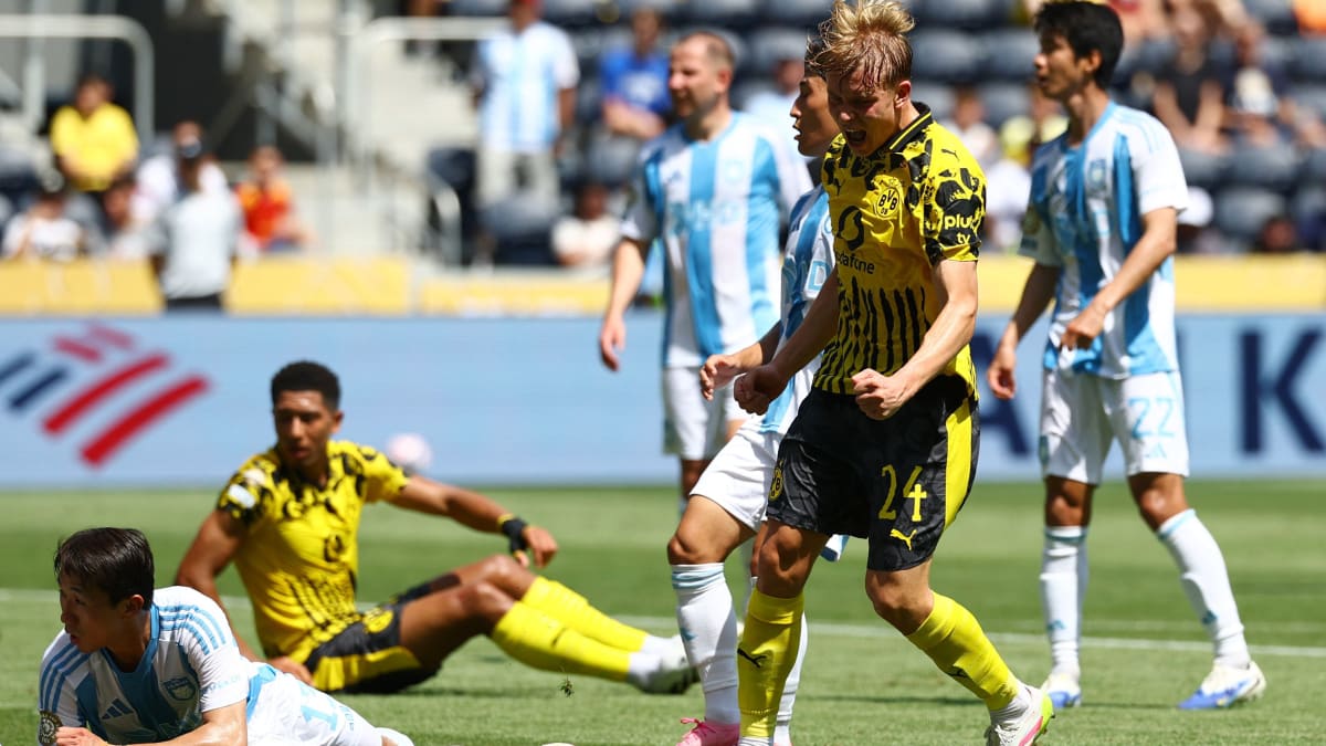 Dortmund zieht als Gruppensieger ins Achtelfinale ein