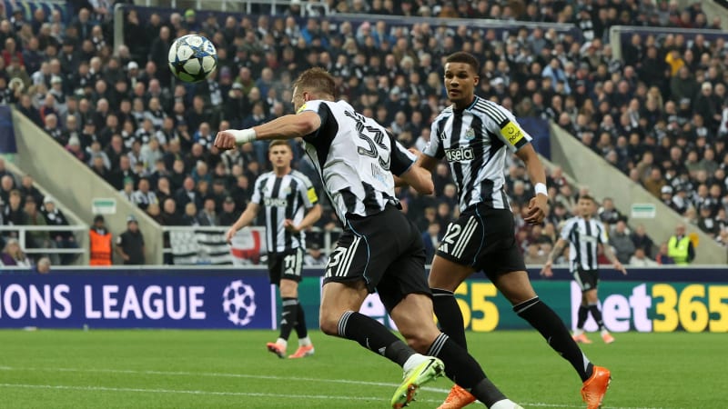 Newcastle Upon Tyne, England, 5th November 2025. Dan Burn of Newcastle United scoring during the Newcastle United vs Athletic Club UEFA Champions League match at St. James Park, Newcastle Upon Tyne. Picture credit should read: Nigel Roddis Sportimage EDITORIAL USE ONLY. No use with unauthorised audio, video, data, fixture lists, club league logos or live services. Online in-match use limited to 120 images, no video emulation. No use in betting, games or single club league player publications. SPI_028_NR_NEWC_ATHL SPI-4267-0028