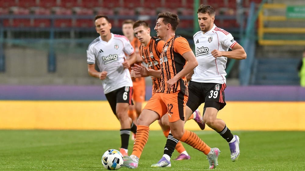  Giorgi Gocholeishvili (#12).