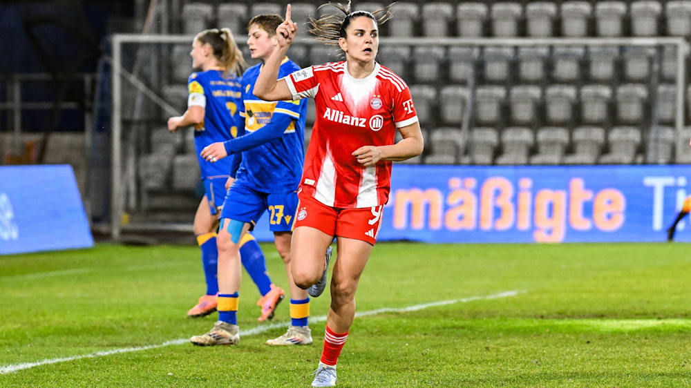 [Bild: 6d92f5e3-2544-4719-8f48-4d3ad94f4d89.jpg]