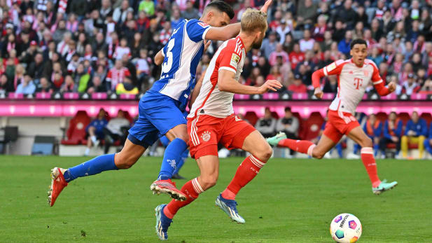 Auch Darmstadt muss zu zehnt weiterspielen