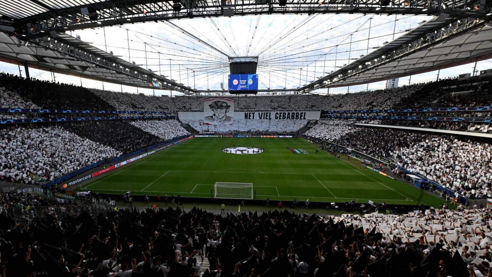 Full House: Tickets für Heimspiele im Frankfurter Stadion sind heiß begehrt.