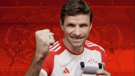 Thomas Müller kommentiert am Donnerstag eSport.