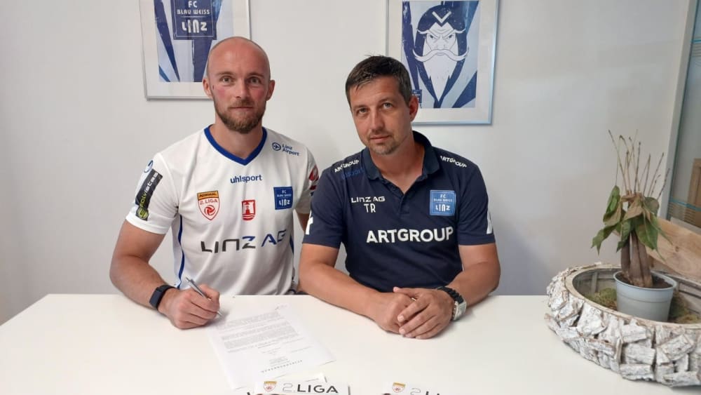 Lukas Rath (li.) freut sich auf die neue Aufgabe bei Blau-Weiß Linz.