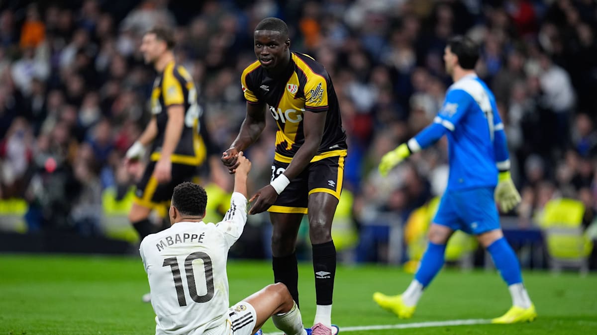 Eiskalt-vom-Punkt-Mbapp-rettet-Real-in-der-Nachspielzeit