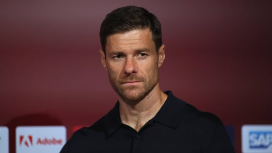 Xabi Alonso bezeichnete den Weg der spanischen Nationalspielerinnen als "absolut richtig".