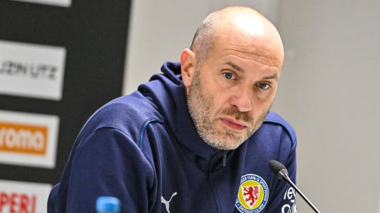 Enttäuscht von der Defensivleistung seiner Mannschaft: BTSV-Trainer Daniel Scherning.